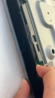 43inch LCD TV Panel with 3840*2160pixels UHD Resolution 1.07B Color and 51 pin Connector